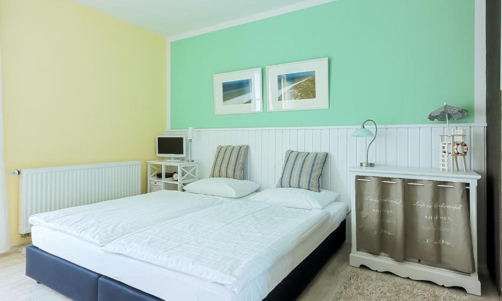 Apartamento Marikens Deel Ahrenshoop Exterior foto